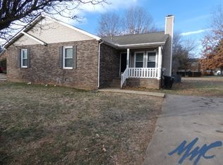 2260 Patriot Dr, Murfreesboro, TN 37130
