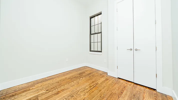 Rented by Nooklyn NYC LLC | media 22