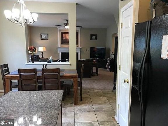 3rd image of 9035 Woodpecker Ct