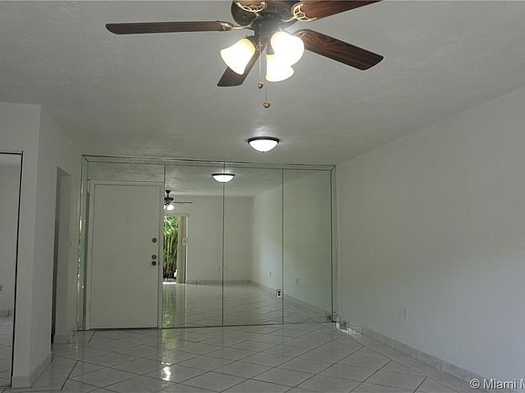 4th image of 8315 SW 72nd Ave APT 105B