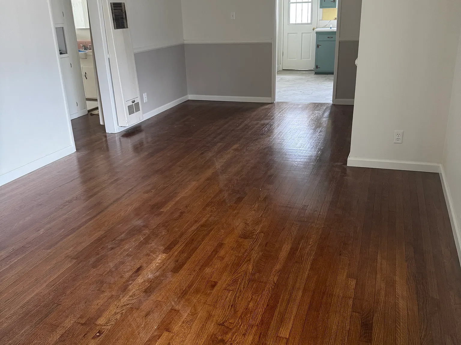 2 bed, 878 sqft, $2,150 — Photo 2