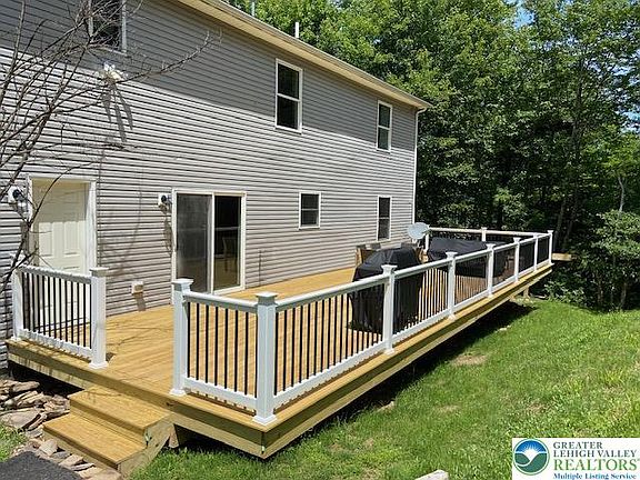 2nd image of 1214 Clover Rd
