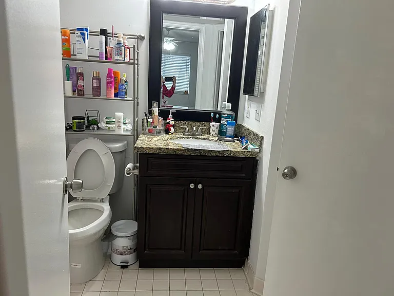 7205 Glenmoor Dr #7205 — Photo 9