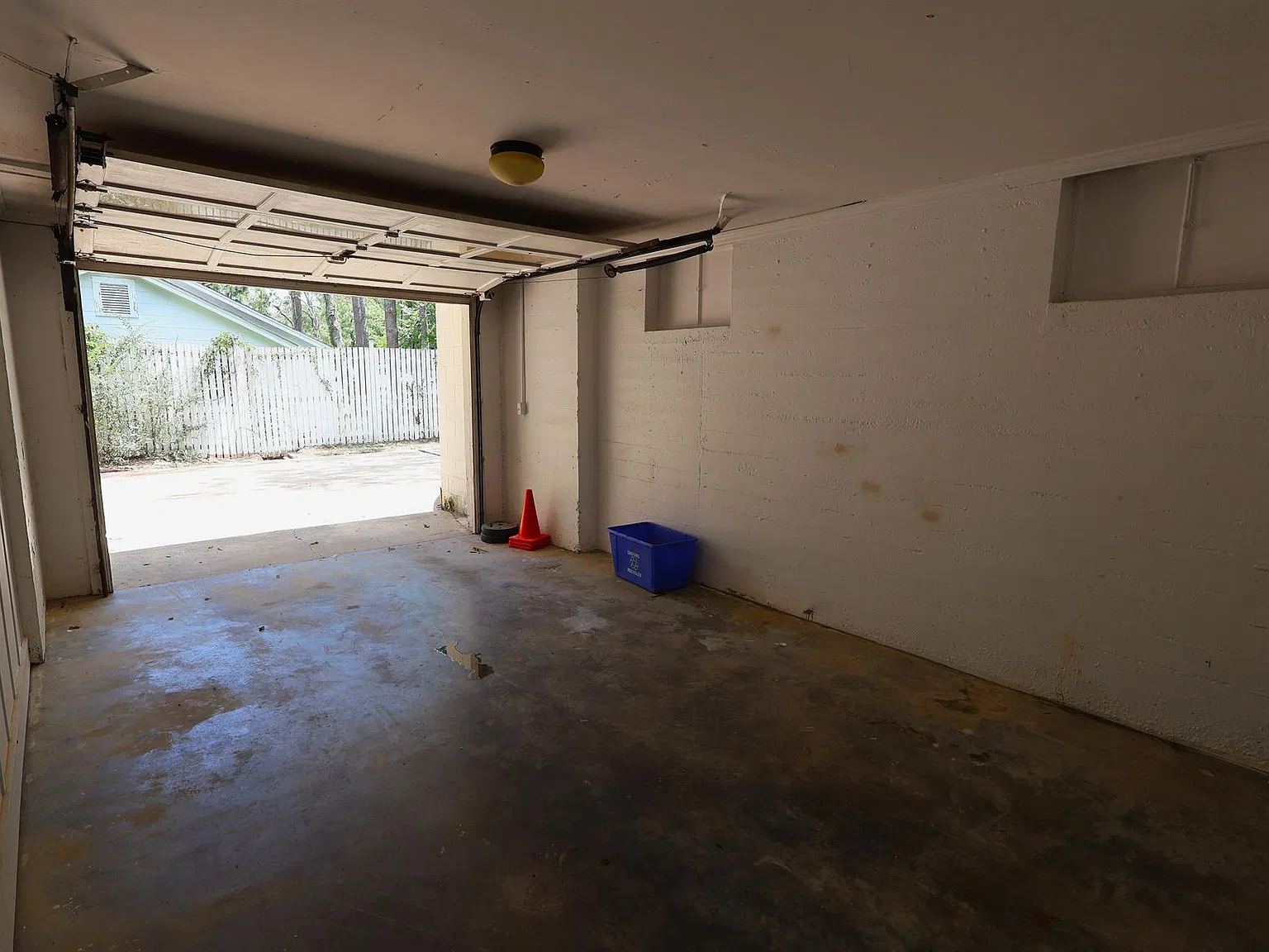 315 Washington Ave Ext — Photo 4