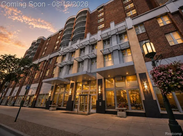 411 S Old Woodward Ave Unit 1011, Birmingham, MI 48009