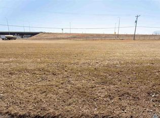 1105 E 64th St N, Sioux Falls, SD 57104