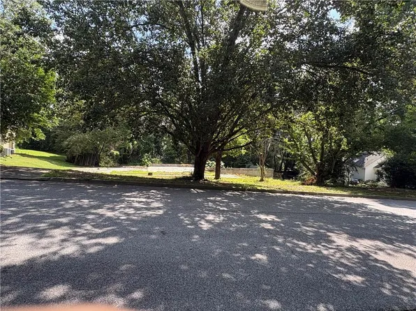 1874 Emerson Lake Cir #14, Snellville, GA 30078