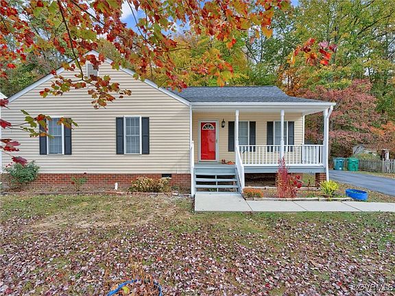 2nd image of 8567 Woodlake Dr