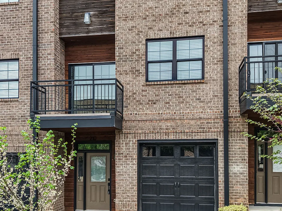 210 Asher Springs Cir