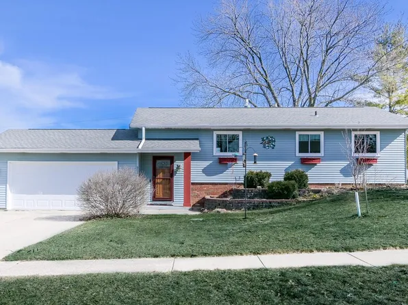 918 Hillside DRIVE, Jefferson, WI 53549