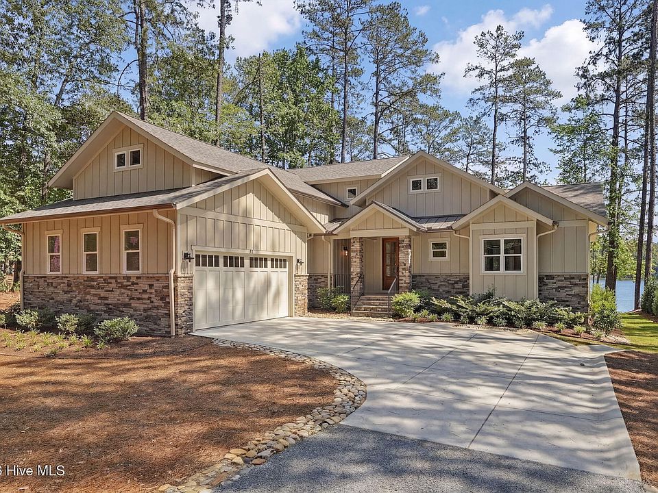 1st image of 65 Lakeview Drive
