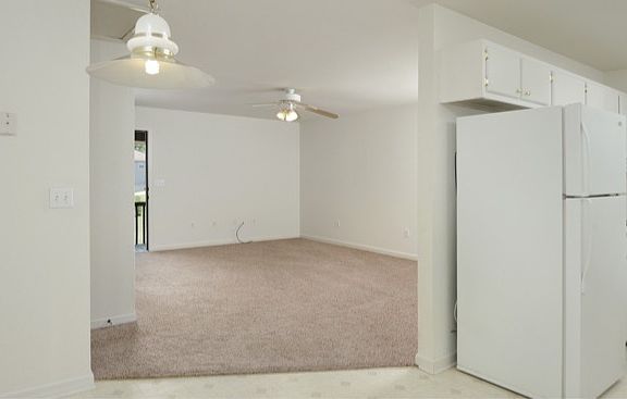 4th image of 85 Lannes West Dr