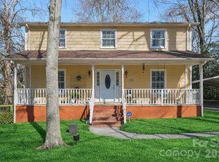 7144 Chapparall Ln, Charlotte, NC 28215