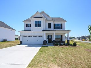 8 Looping Horse Cir, Angier, NC 27501