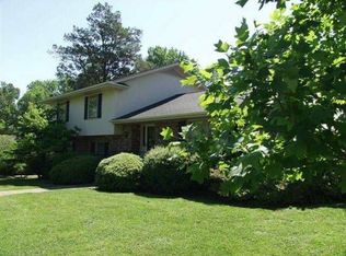 2020 Huntington Rd, Burlington, NC 27215