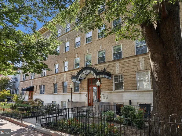 1926 New Hampshire Ave NW #33, Washington, DC 20009