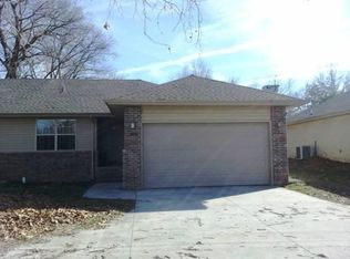 1496 N Riverside Rd, Ozark, MO 65721