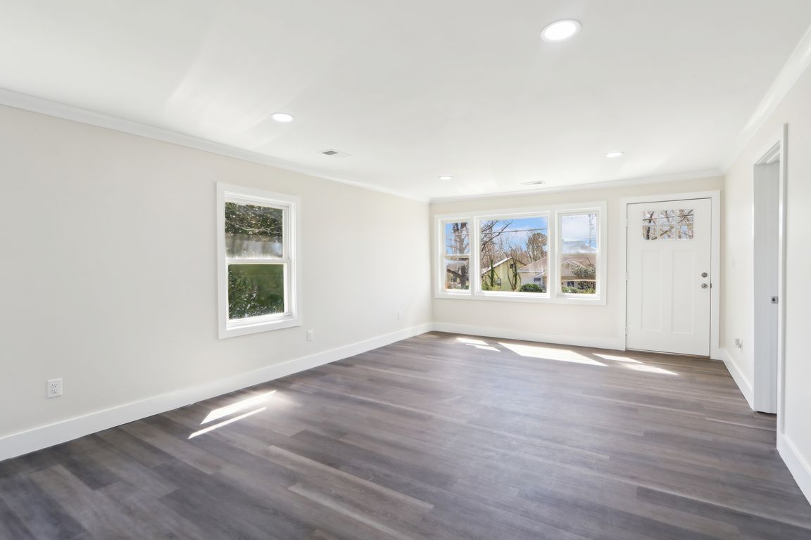 Rankin Ave-010.jpg