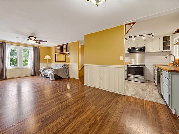 2nd image of 8180 Capricorn Dr
