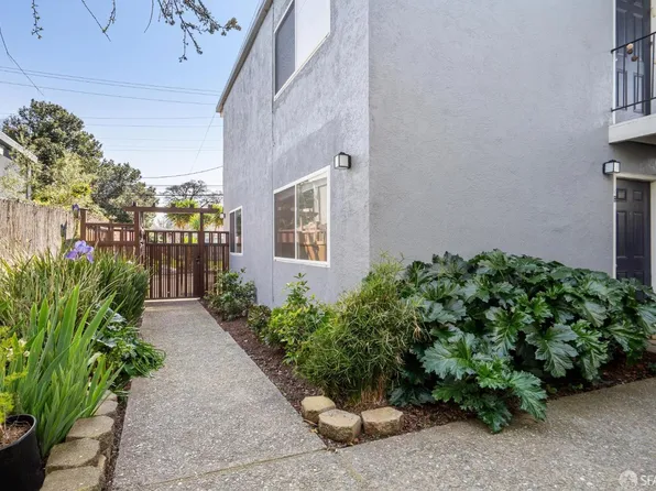 1649 Julia St, Berkeley, CA 94703