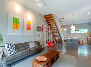 2805 W Shakespeare Ave, Chicago, IL 60647
