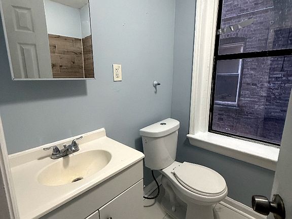 2nd image of 75 Carnegie Ave #1A