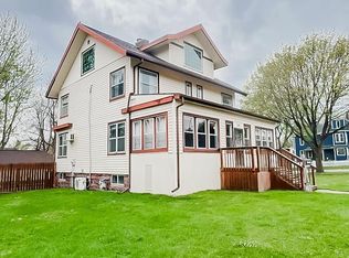 327 W Main St, Luverne, MN 56156