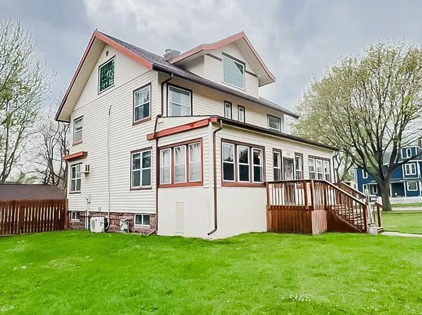 327 W Main St, Luverne, MN 56156