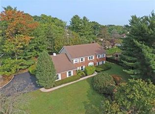 1445 Coventry Rd, Allentown, PA 18104