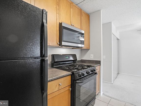 4th image of 60 S Van Dorn St APT 415