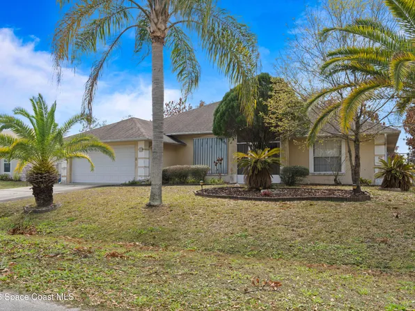 1778 Parrsboro St NW, Palm Bay, FL 32907