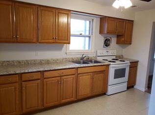26 E George St APT 1B, Westminster, MD 21157
