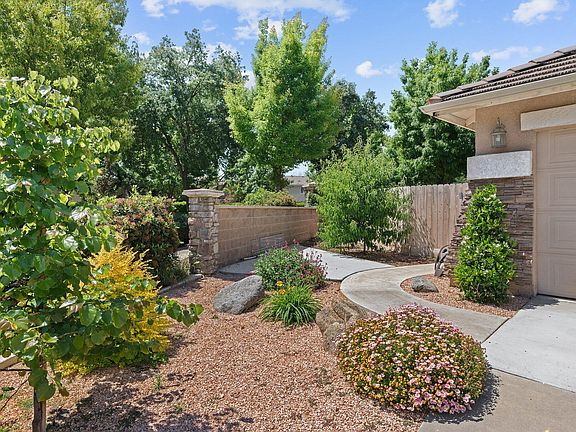 5th image of 3601 N Vickie Court