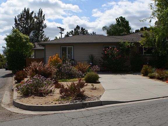 5th image of 778 Blackthorne Ave