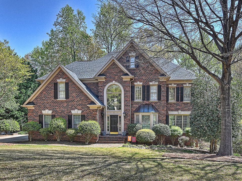 1st image of 15119 Ballantyne Country Club Dr