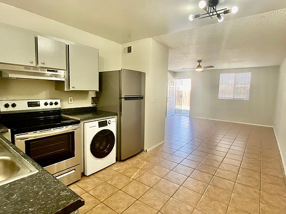 4th image of 5752 E 28th St #710f4bb02