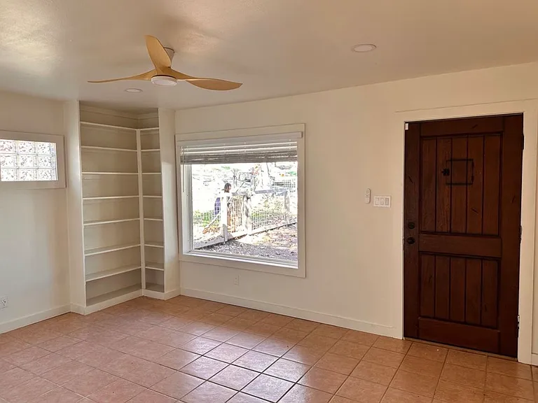 403 Post Road Dr — Photo 19