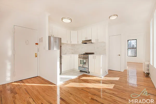 Rented by Mirador Real Estate | media 2