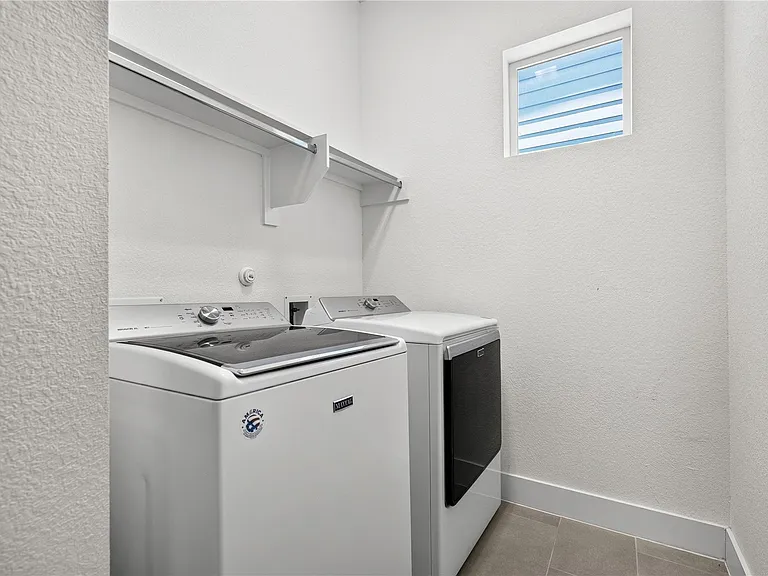 6105 Florencia Ln — Photo 17
