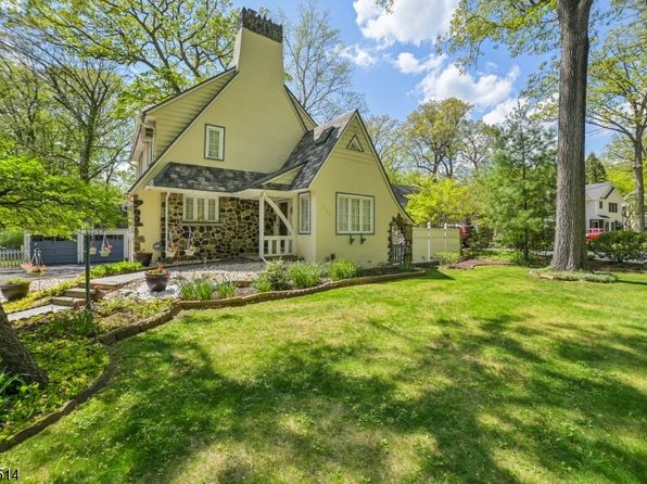 230 Glen Ave, Millburn Twp., NJ 07041
