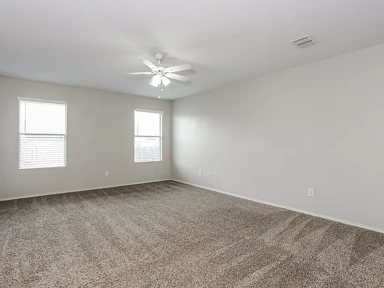1453 Castle Ridge Rd — Photo 9