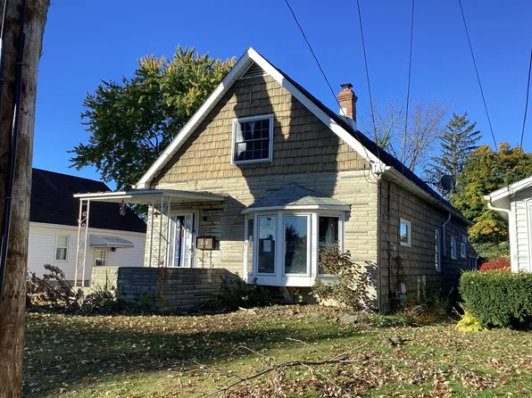 484 79th St, Niagara Falls, NY 14304