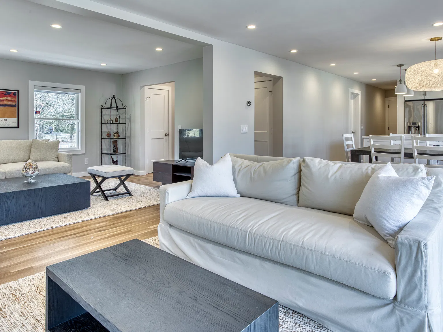 Newly Renovated Sag Harbor Village — Photo 2