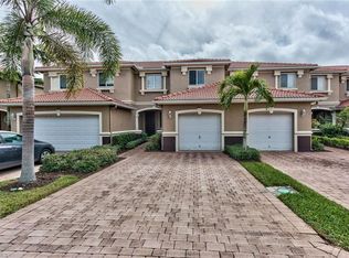 9557 Roundstone Cir, Fort Myers, FL 33967