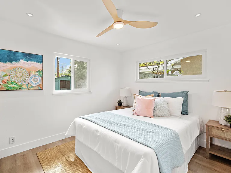 1410 W Camden Pl — Photo 8