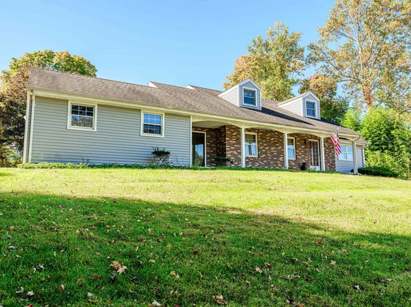 1 Honeycomb Lane, North Haven, CT 06473