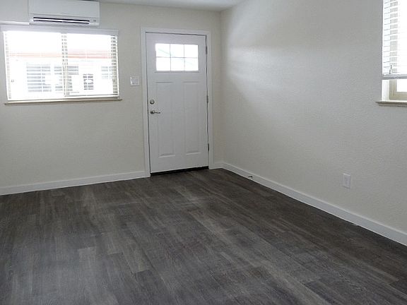 2nd image of 2400 N High St #2400