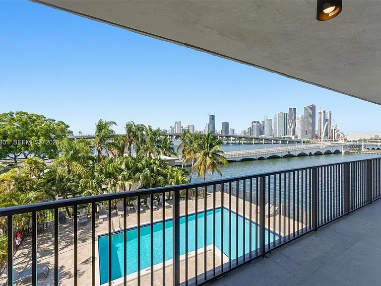 801 N Venetian Dr #308 — Photo 20