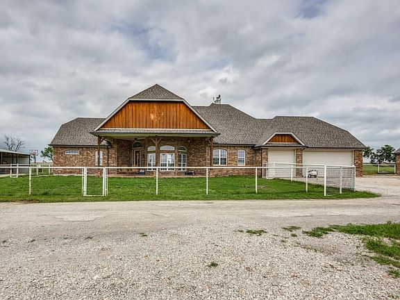 4th image of 393 Private Road 5524