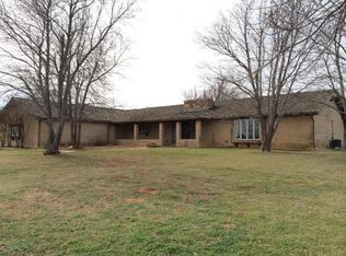 33074 Square Top Rd, Anadarko, OK 73005